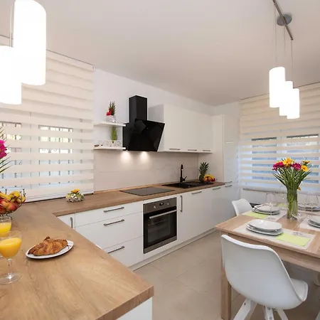 Sanja - Two Bedroom With Terrace And Sea View Διαμέρισμα