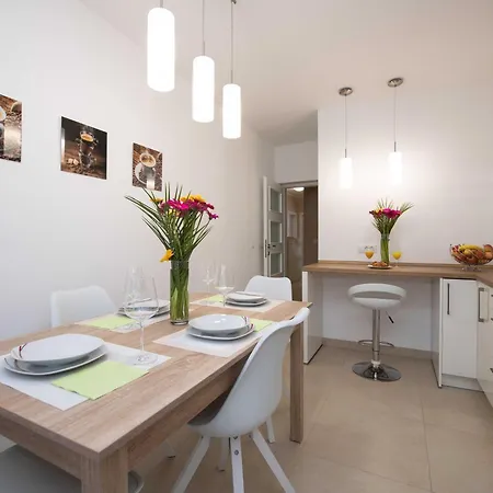 Apartmán Sanja - Two Bedroom With Terrace And Sea View *