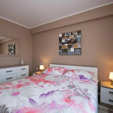 Sanja - Two Bedroom With Terrace And Sea View * Opatija