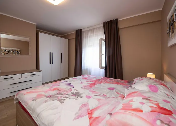 Apartman Sanja - Two Bedroom With Terrace And Sea View