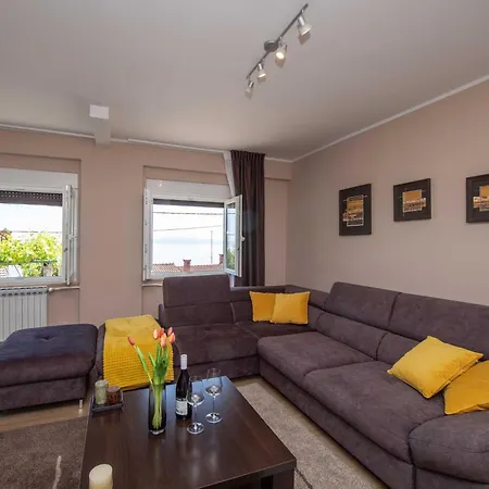 Sanja - Two Bedroom With Terrace And Sea View *